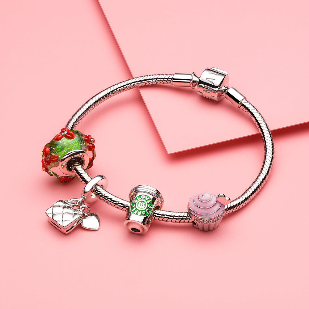 Green  Background Red Flower Bead