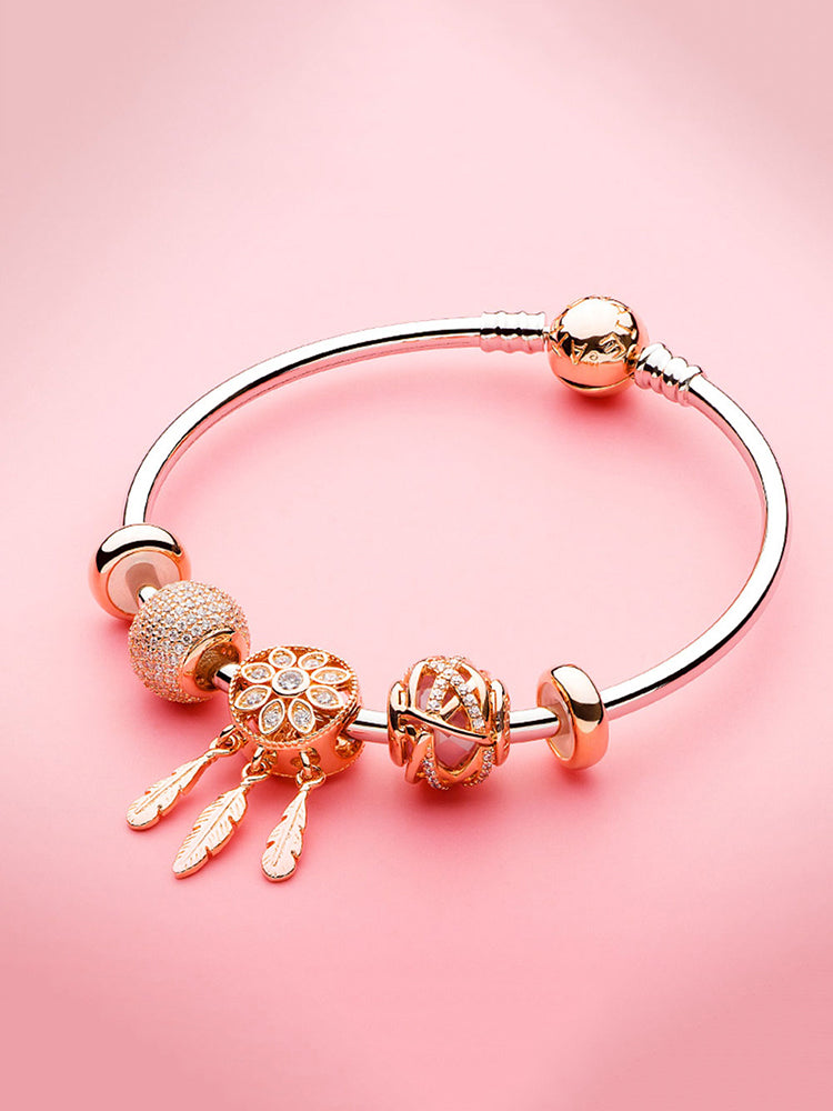 Pingente de rosa com fecho em liga de prata para pulseira.