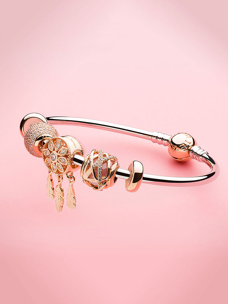 Pingente de rosa com fecho em liga de prata para pulseira.