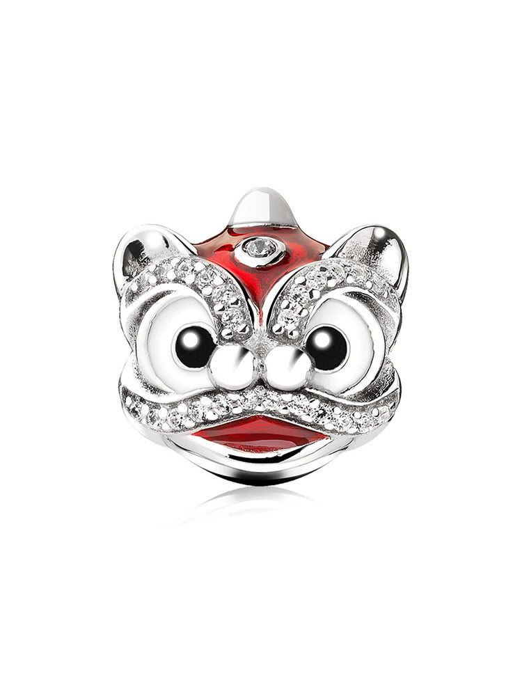 Pingente de Dança do Leão Chinês em Esmalte Vermelho
