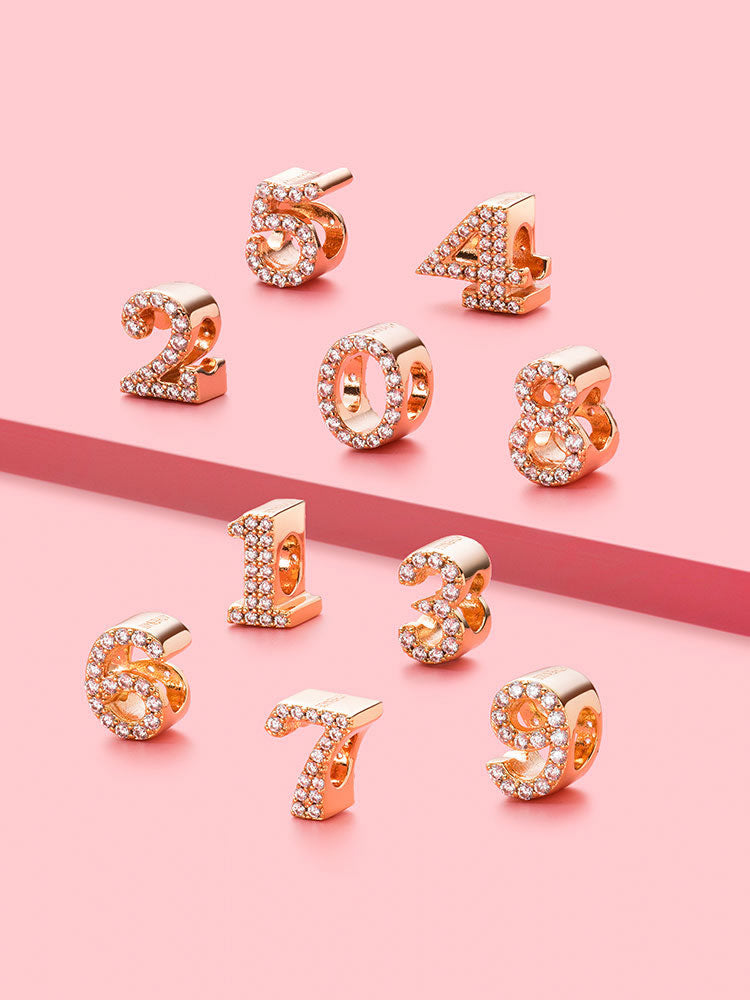Pingentes de Números em Ouro Rosa