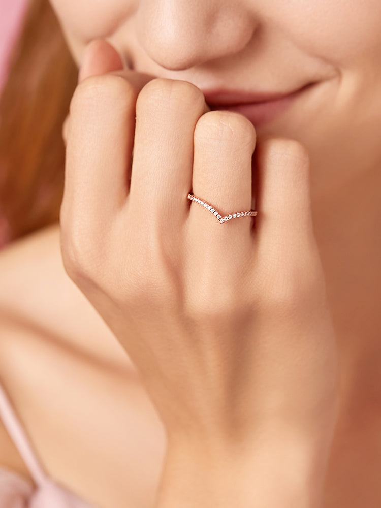 Anel Wishbone Brilhante em Ouro Rosa