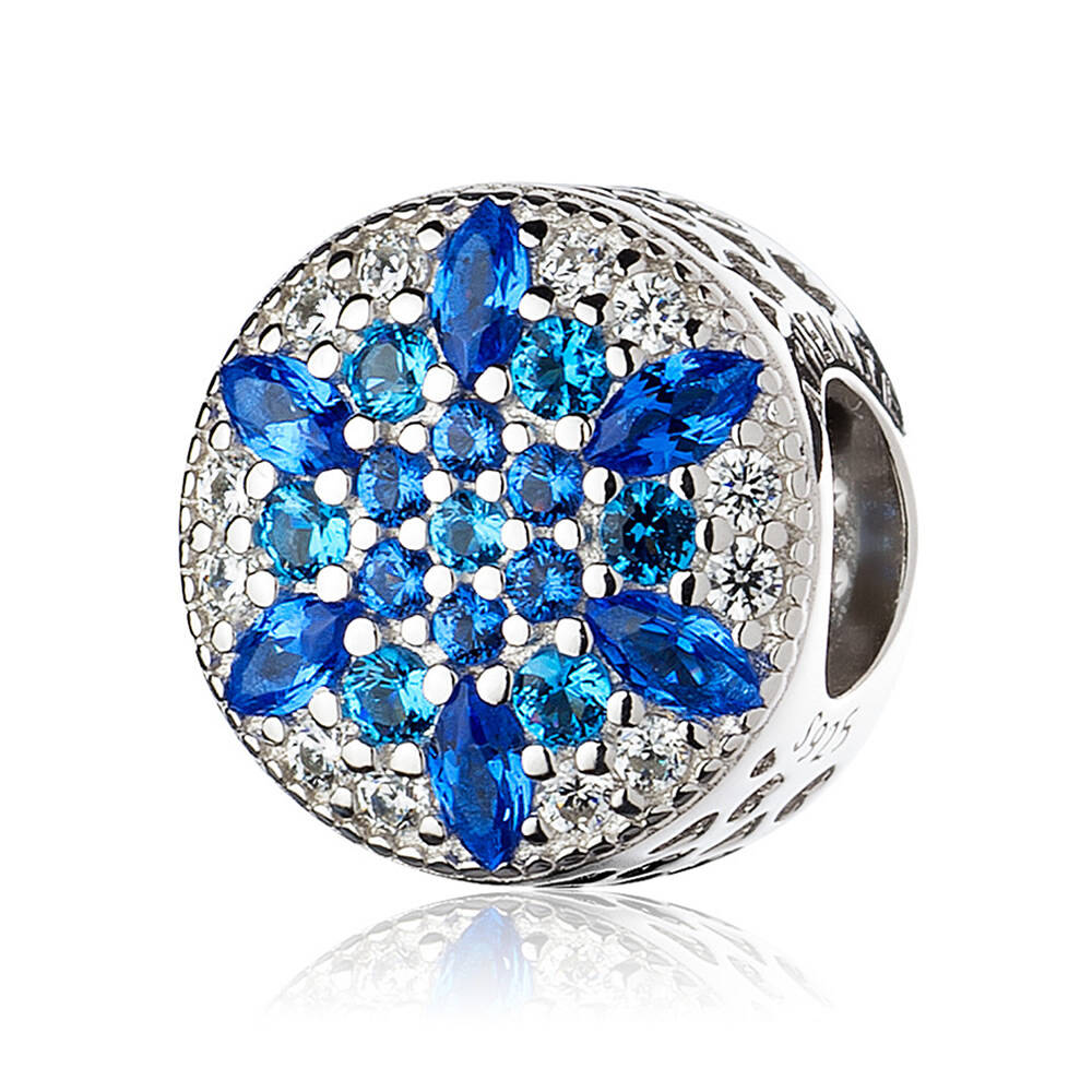ATHENAIE Blue Snowflake Charm Bead – 925 silver winter design, front view