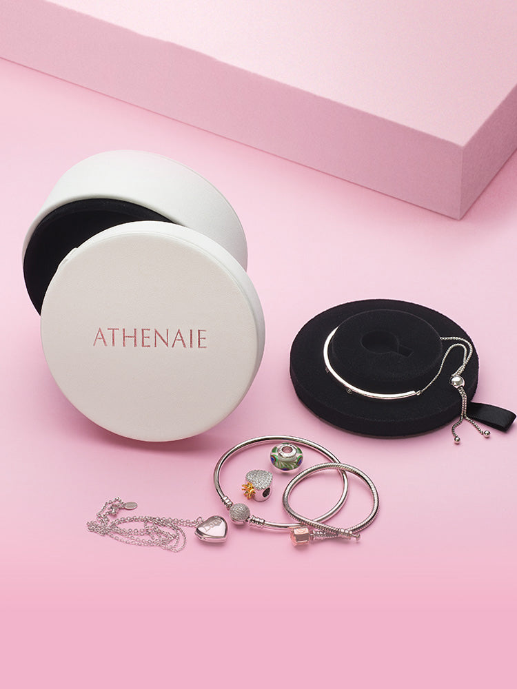 Bracelet storage in double layer jewelry organizer box