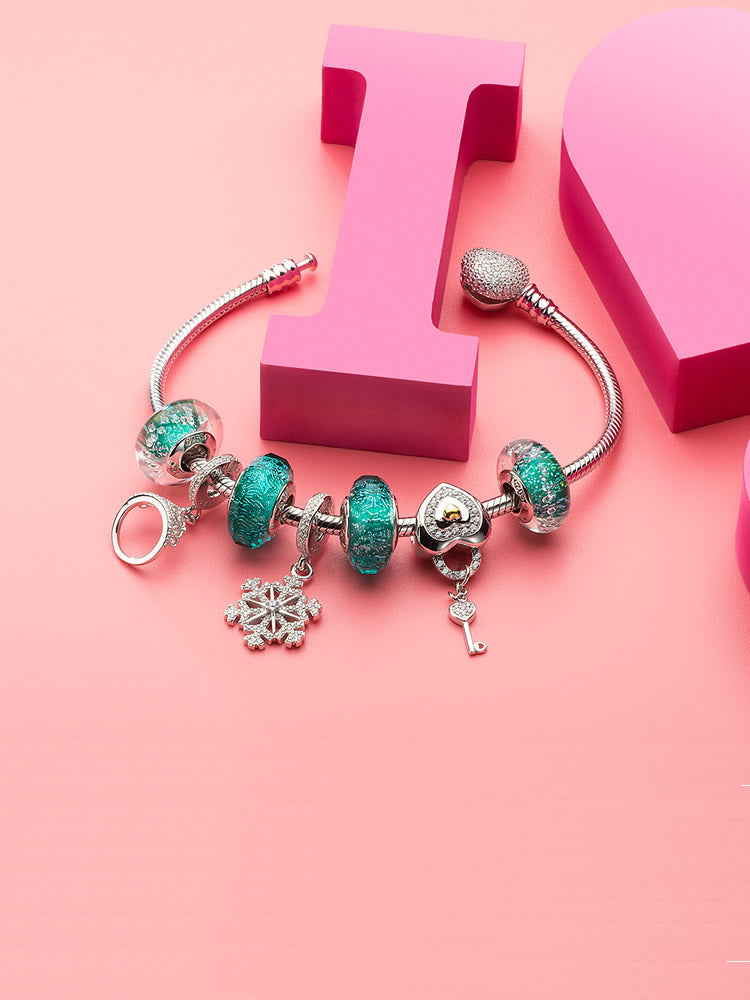 Emerald Murano glass charm bead bracelet styling inspiration