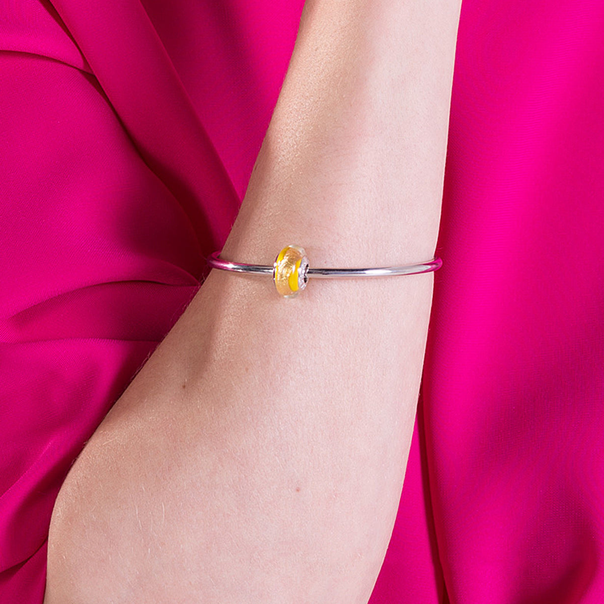 Model Wearing Golden Sunrise Murano Glass Charm Bead with 925 Silver Core – ATHENAIE Jewelry