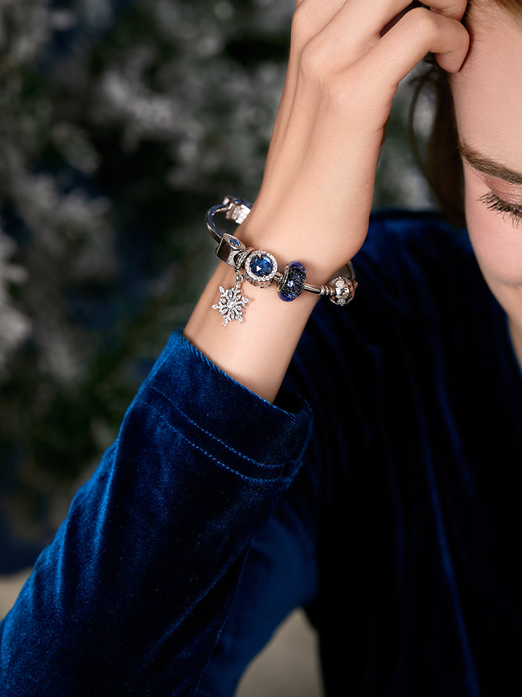 Murano glass charm bracelet model styling